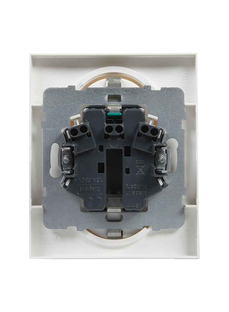 Suno Gniazdo Usb Typa + C 5V 3 A Aluminium 721330 721126 LEGRAND