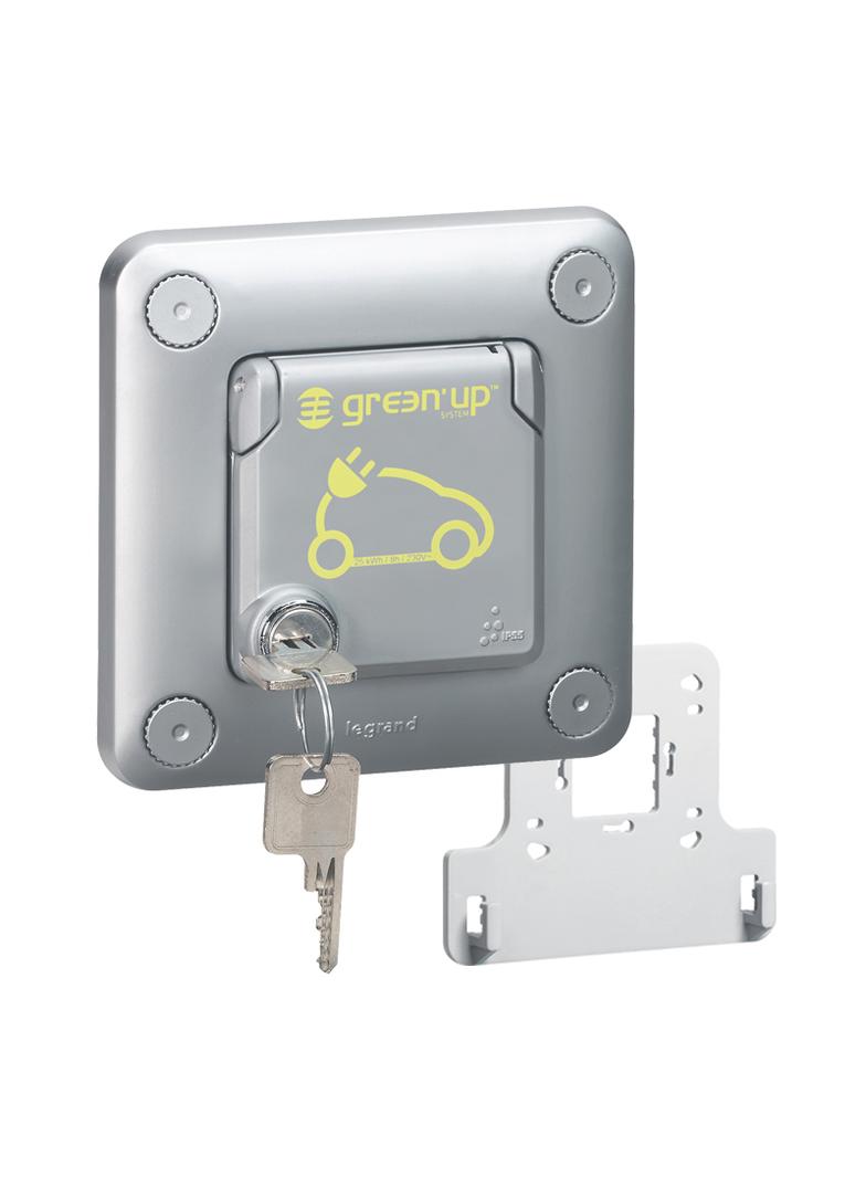 Soliroc Gniazdo Pojedyncze Z Uziemieniem Green'Up Z Klapką Zamykana Na Klucz IP55/K10 077898 LEGRAND