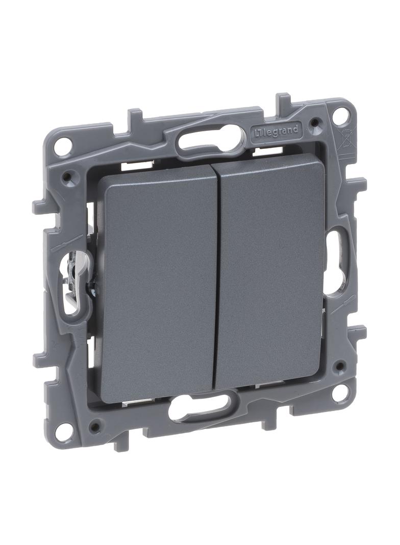 Niloe Selection - Łącznik Schodowy Podwójny 10 Ax Stal 762302 LEGRAND