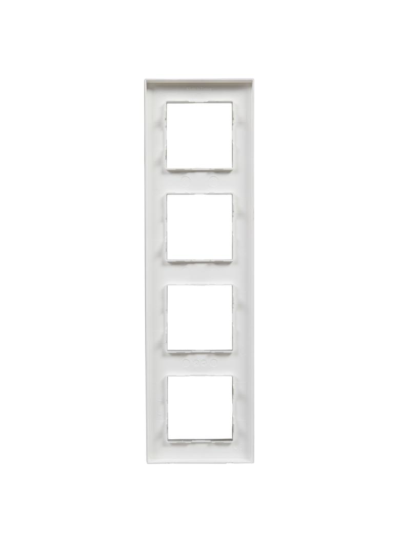 Niloe Step Ramka Poczwórna 4X Kolor Aluminium Szczotkowane 863894 LEGRAND