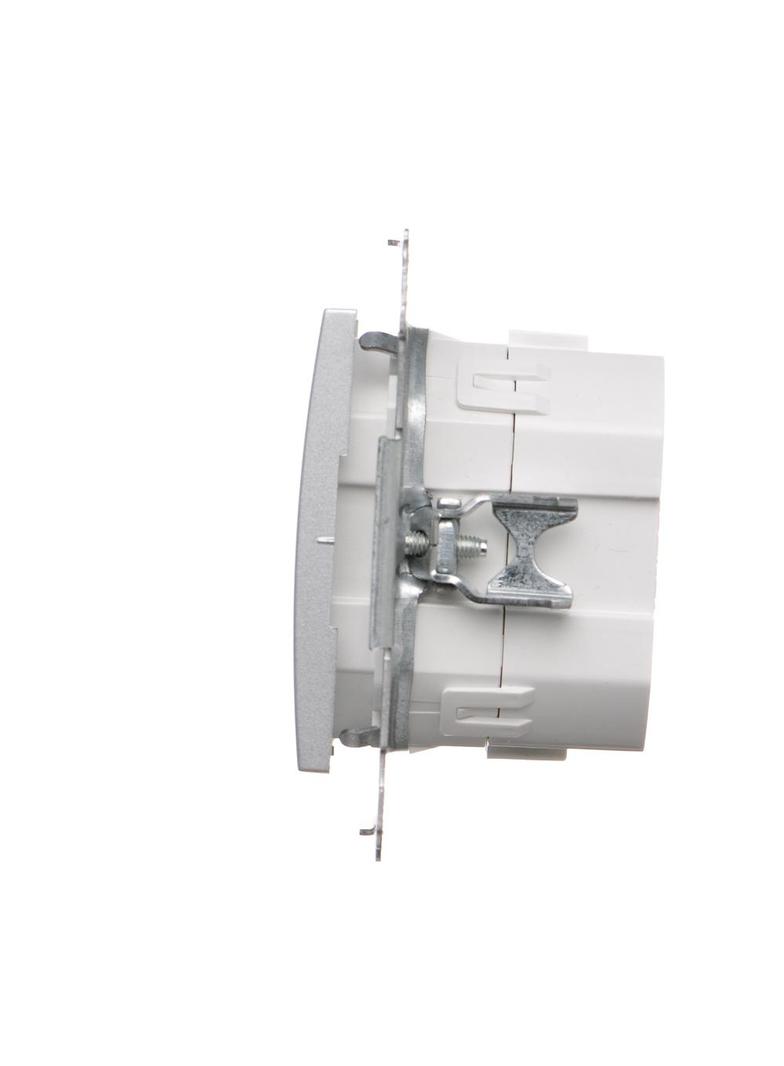 Simon 54 Elektroniczny łącznik/przycisk 4-krotny do sterowania 4 obwodami srebrny mat