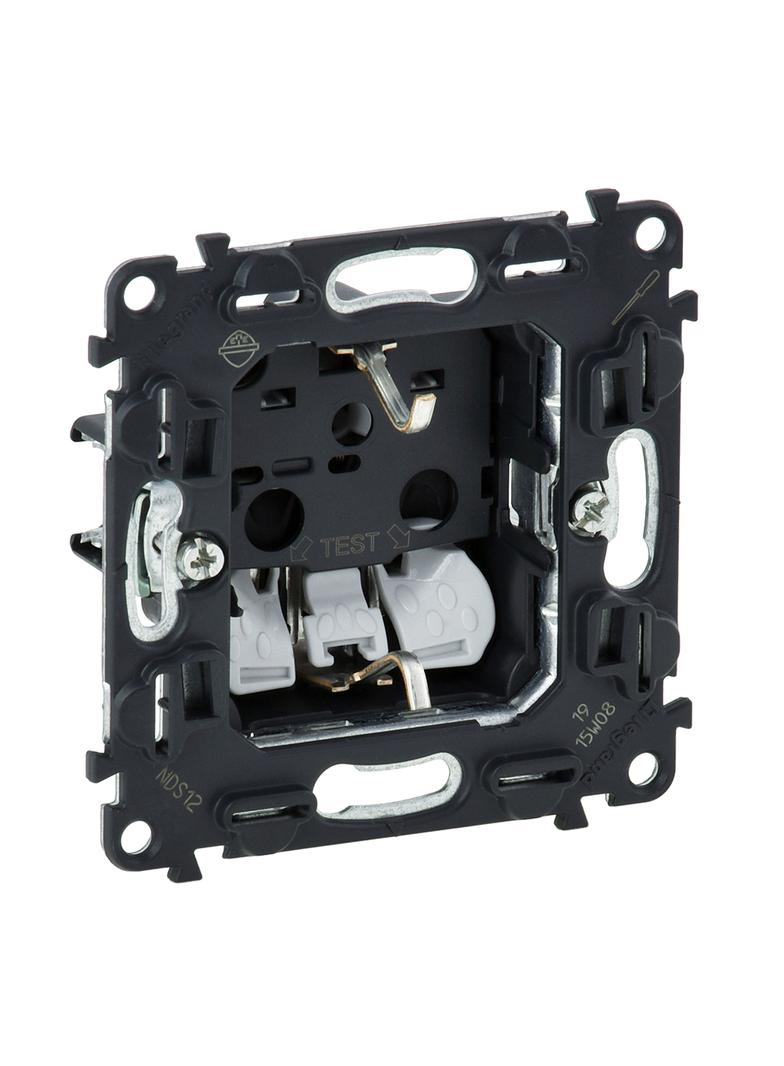 VALENA ALLURE - GNIAZDO SCHUKO 2P+Z Z PRZESŁONĄ ZACISKI AUTOMATYCZNE SPRĘŻYNOWE, Legrand