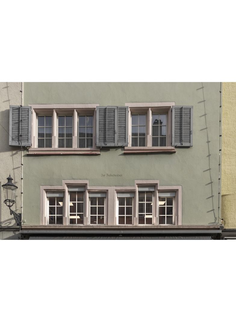 Ramka o wysokości 75mm do montażu powierzchniowego PANEL 600 SURFACE MOUNT KIT H75