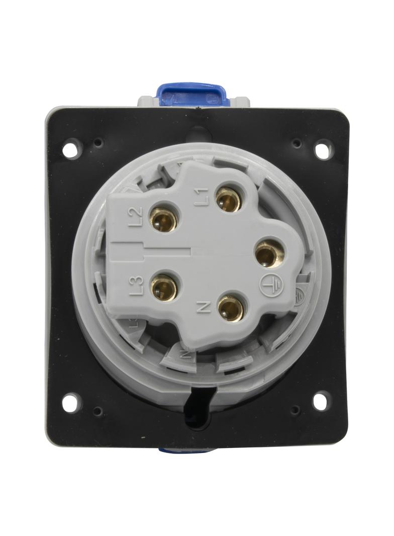 P17 TEMPRA PRO GNIAZDO TABLICOWE 32A 3P+N+Z 230V IP44, Legrand