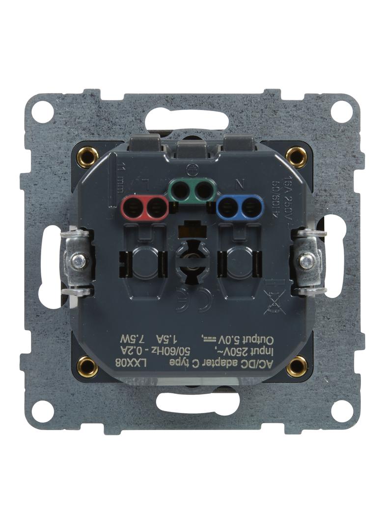 Suno Gniazdo Płaskie 2P+Z 16A Z Usb Typ C 1,5A Zaciski Automatyczne Z Przesłoną Aluminium 721389 LEGRAND