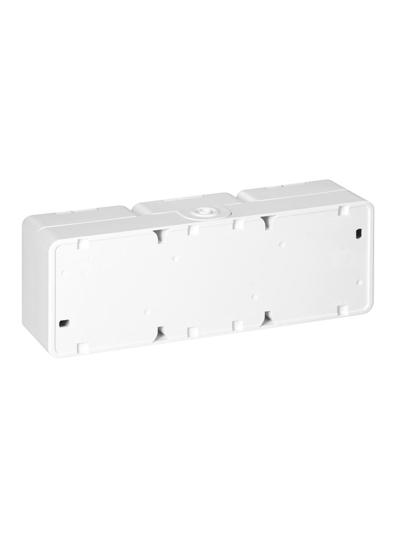 Gniazdo potrójne 3x 2P+Z SCHUKO bryzgoodporne klapką w kolorze IP44, SMART, biały
