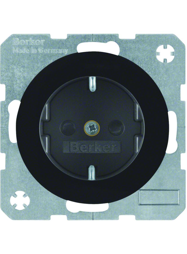 BERKER R.1/R.3 Gniazdo SCHUKO cz 47232045 HAGER