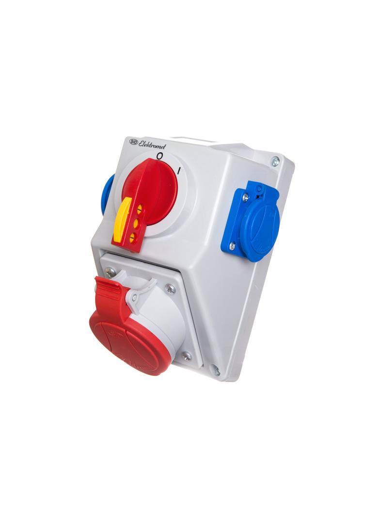 Zestaw C32-18.2N Włącz-wyłącz 0-I Gniazdo 3P+N+Z, 2 x 2P+Z IP-54; przystosowane do zamknięcia na kłó