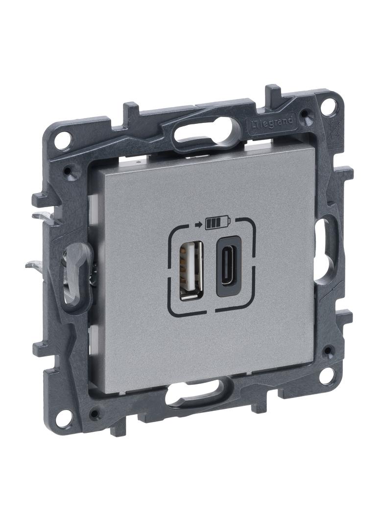 NILOE STEP - GNIAZDO USB 3A TYP A+C - MECHANIZM Z PLAKIETKĄ KOLOR ALUMINIUM, Legrand