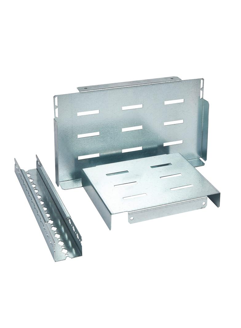 ZESTAW SEPARACJI 'U' 1600 A W PRZEDZIALE KABLOWYM ZEWNĘTRZNYM 725 MM, Legrand