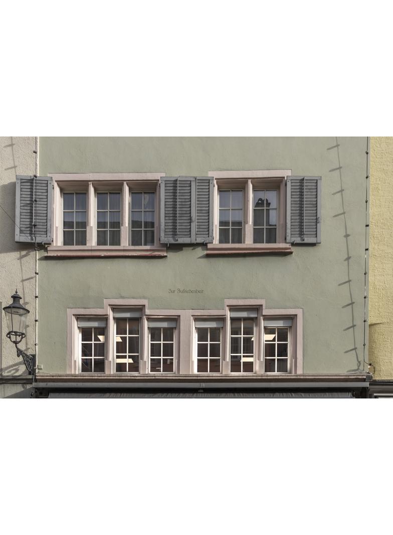 Ramka o wysokości 75mm do montażu powierzchniowego PANEL 600 SURFACE MOUNT KIT H75