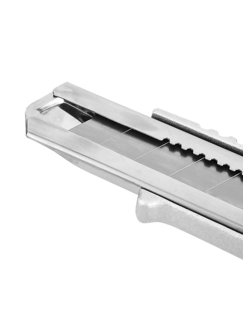 Nóż z ostrzem łamanym 18 mm