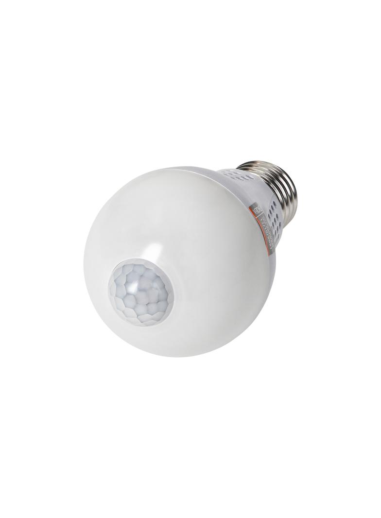 NAMIB LED PIR 7W A60 żarówka z PIR 7W 600lm 4000K SW/R-3 ORNO