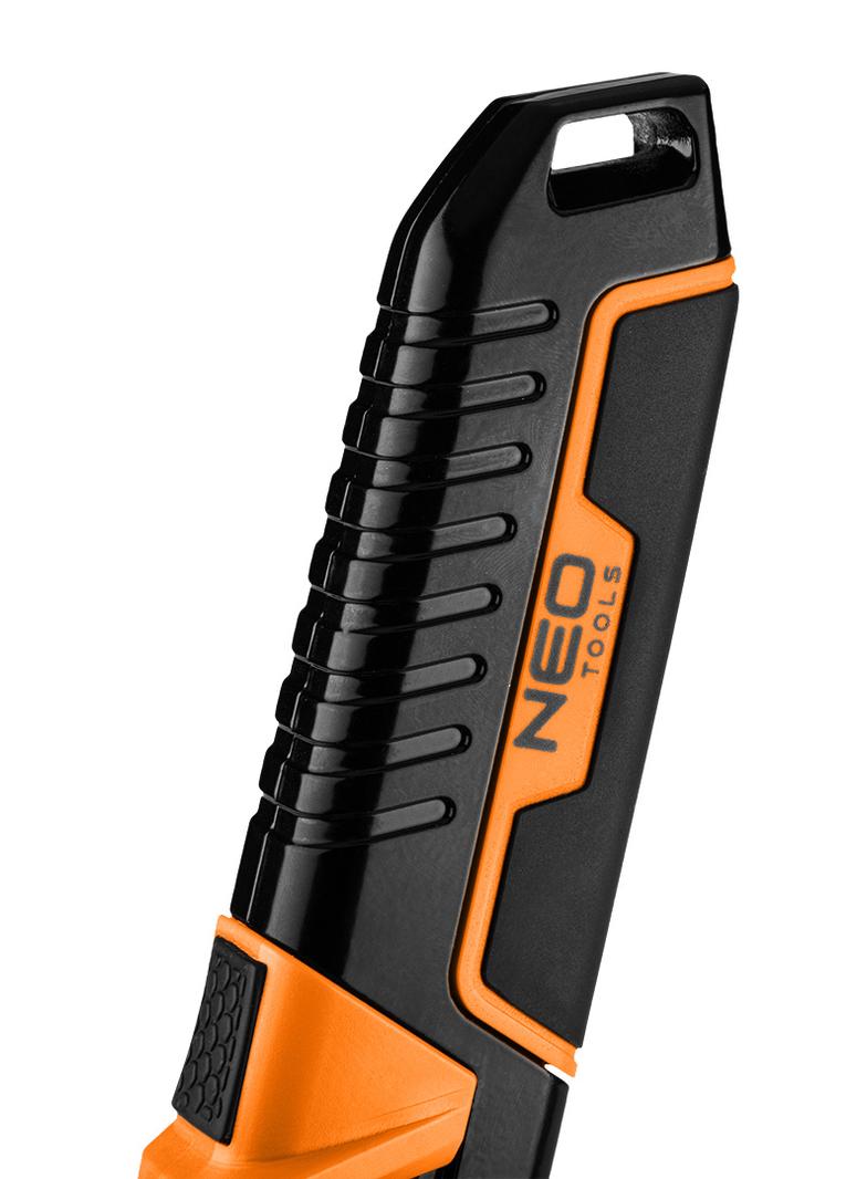 Nóż z ostrzem trapezowym, bezpieczny