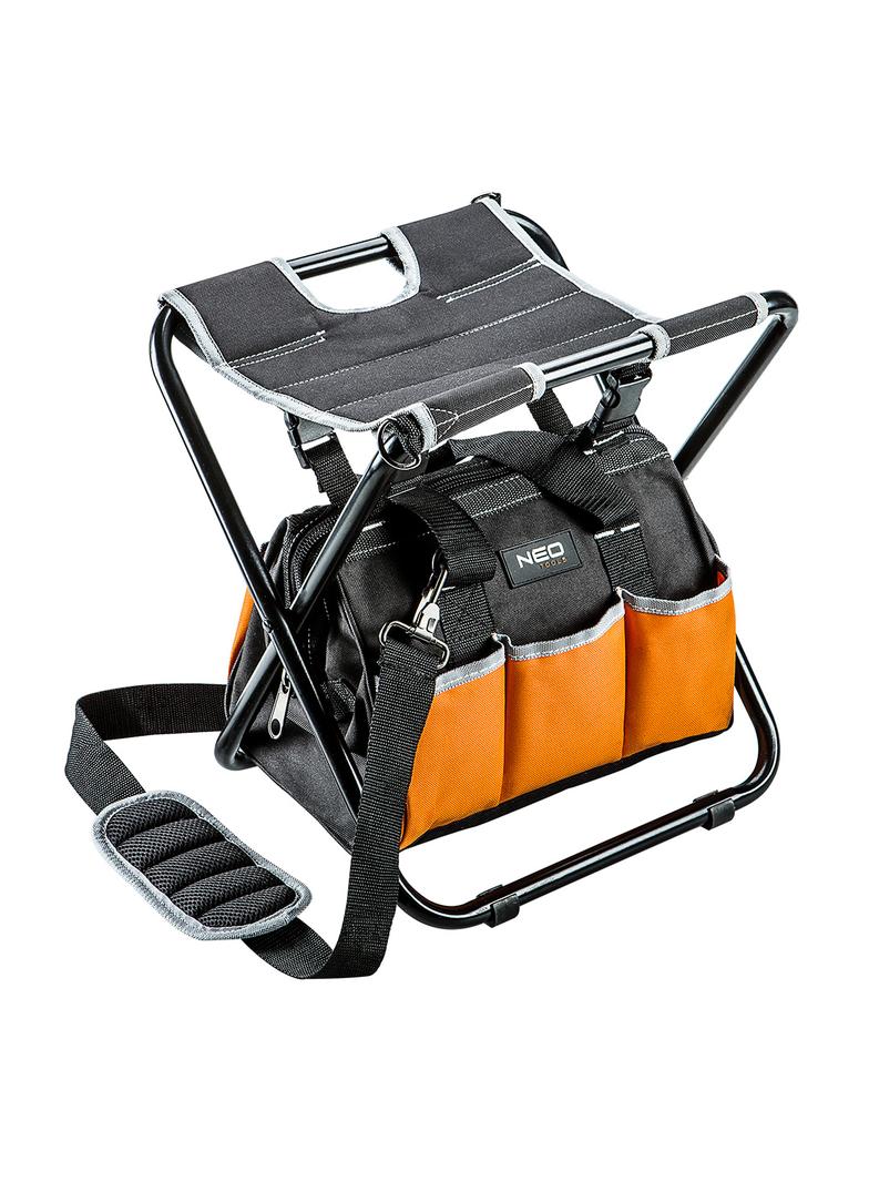 Stołek z torbą monterską