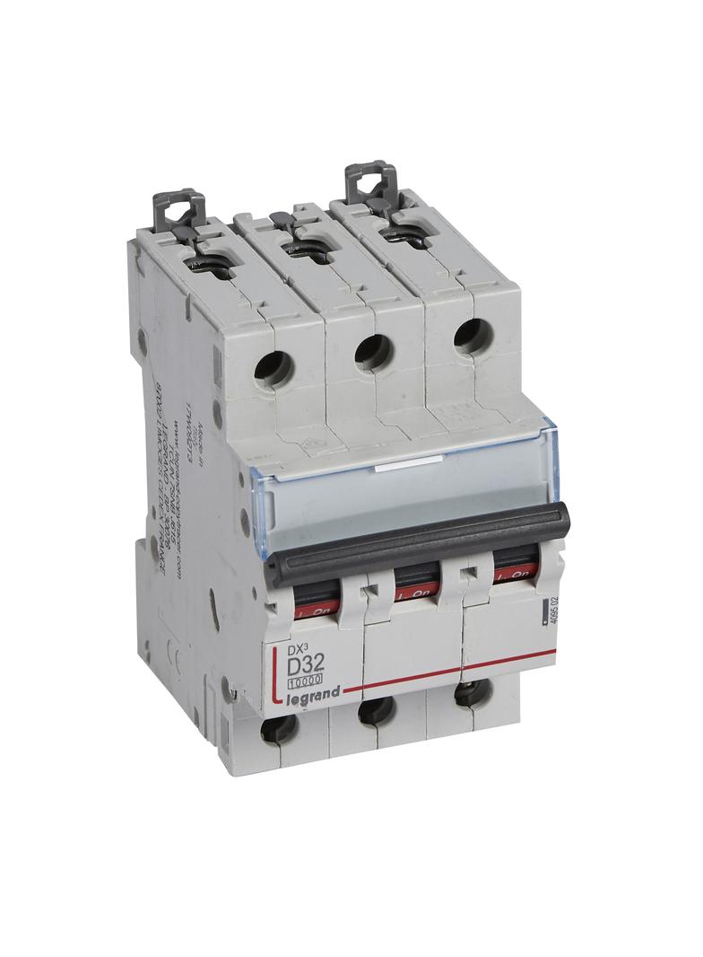 WYŁĄCZNIK NADPRĄDOWY S 313 3P D 32A 10000A SERII DX3, Legrand