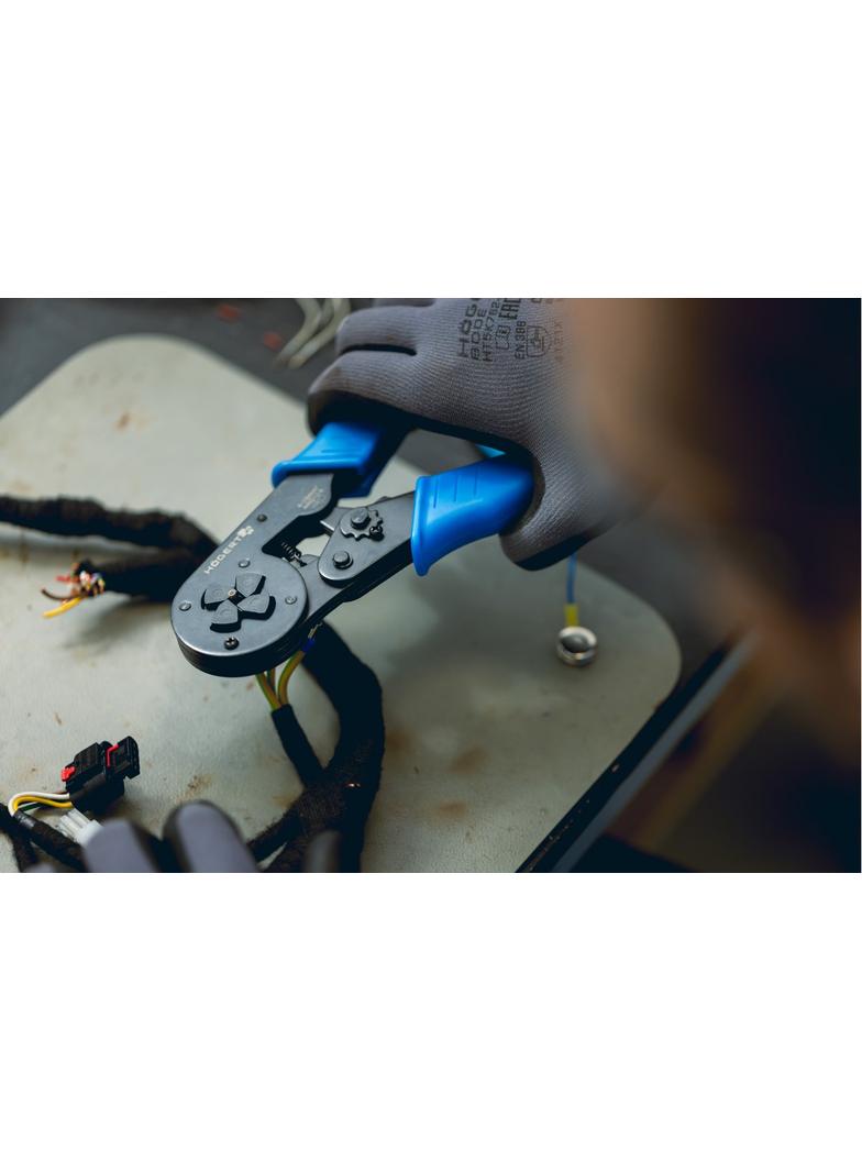 Szczypce do zaciskania tulejek kablowych