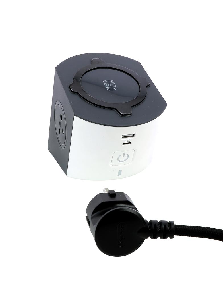 PRZEDŁUŻACZ - STACJA ŁADOWANIA: 2X2P+Z, USB A+C, ŁADOWARKA INDUKCYJNA, Z PRZEWODEM 2.0 METRA 1,5 MM2