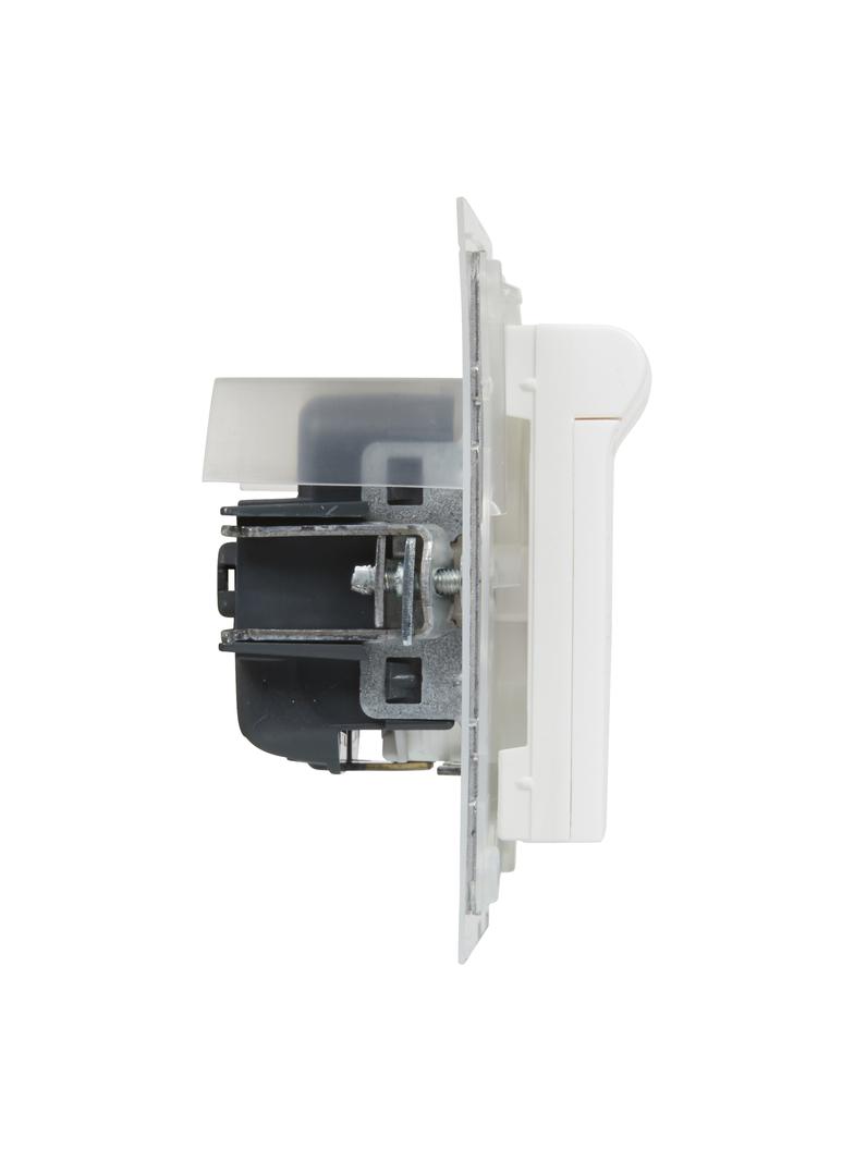 Suno Gniazdo Pojedyncze Z Uziemieniem Schuko 2P+Z- 16A 250 V Z Przesłoną IP44 Zaciski Automatyczne Biały 721123 LEGRAND