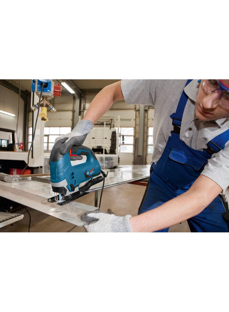 Wyrzynarka 650W box GST 90 BE