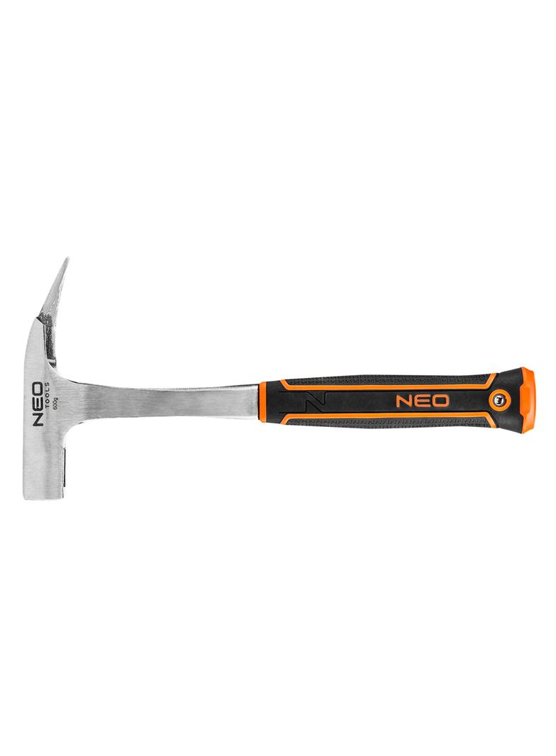 Młotek ciesielski 600 g, monolityczna konstrukcja