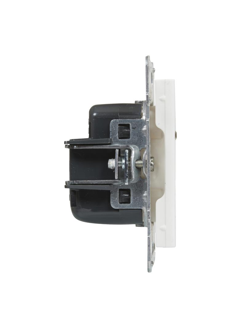 SUNO - Gniazdo 2P+Z - 16 A - 250 V~ - zaciski śrubowe, Biały, Legrand