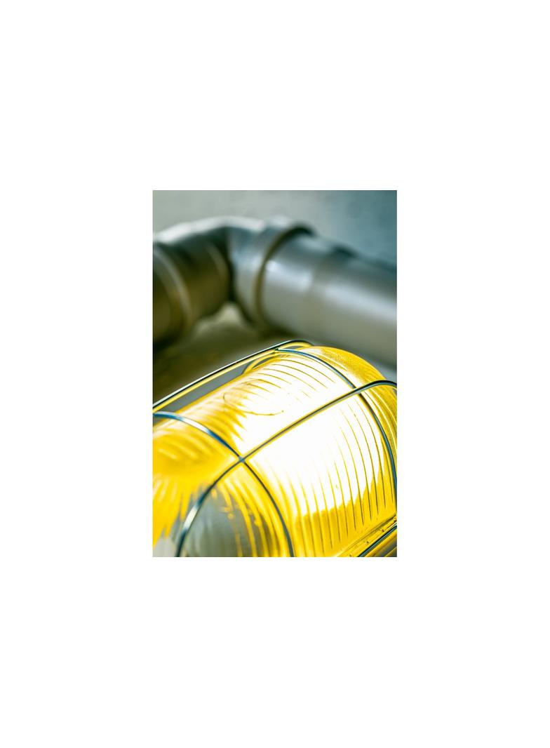 OPRAWA KANAŁOWA SANGUESA E27, METALOWA KRATKA, BIAŁA