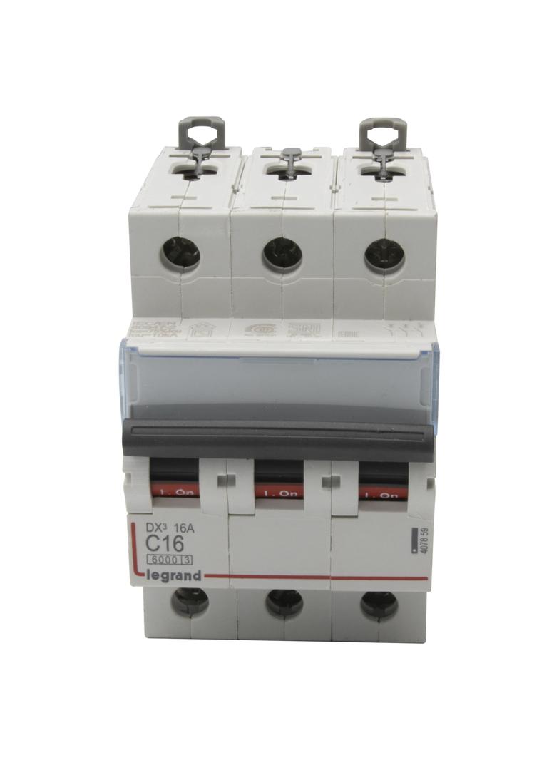 WYŁĄCZNIK NADPRĄDOWY S 303 3P C 16A 6000A SERII DX3, Legrand