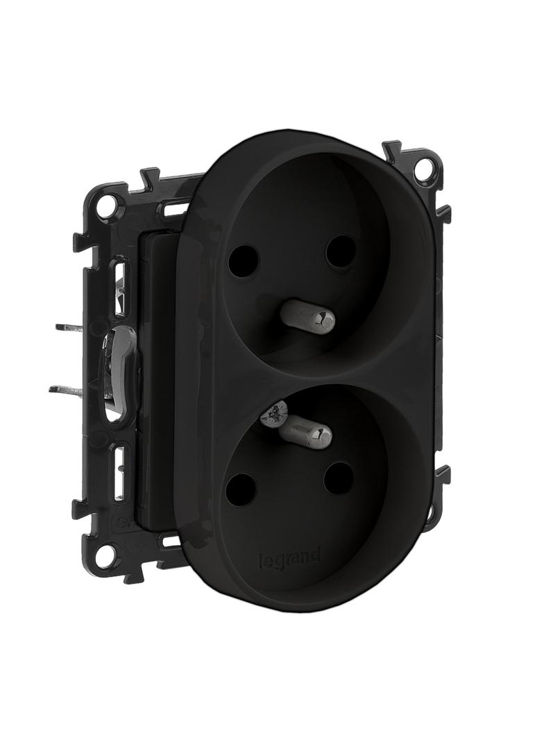 VALENA LIFE -  GNIAZDO 2P+Z  Z PRZESŁONĄ DO RAMEK WIELOKROTNYCH CZARNE 16 A –250 V~