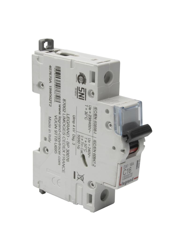 WYŁĄCZNIK NADPRĄDOWY S 301 1P C 16A 6000A SERII DX3, Legrand