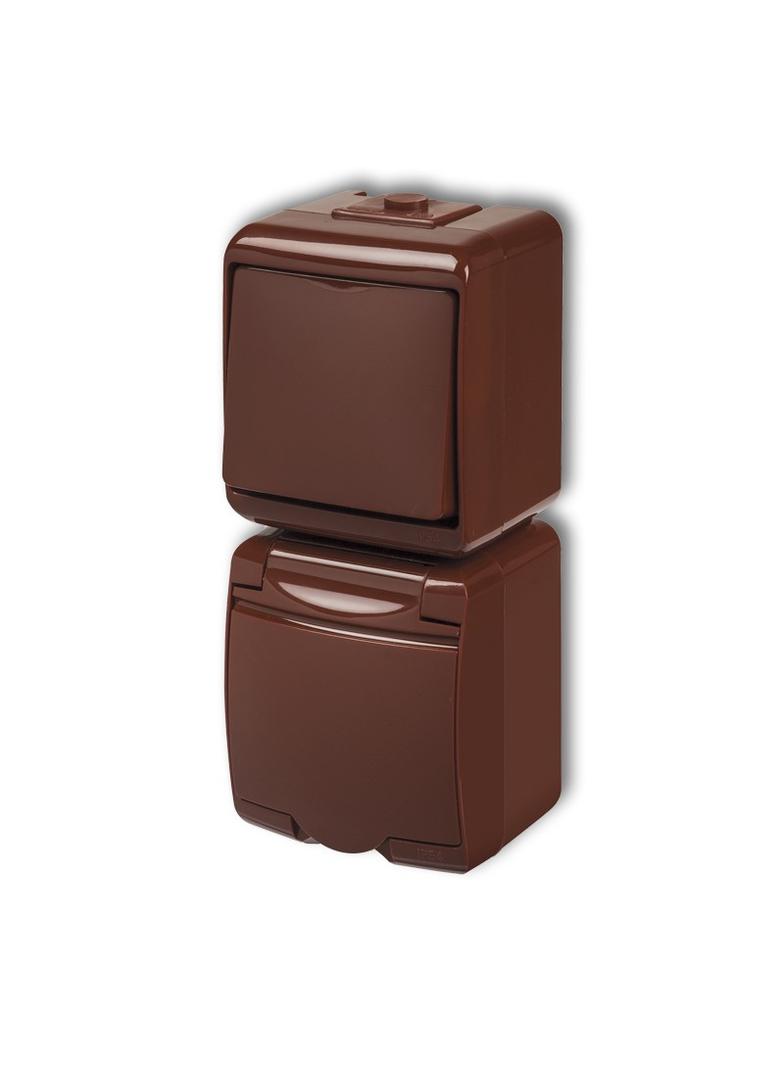 JUNIOR Łącznik jednobiegunowy z gniazdem pojedynczym z uziemieniem 2P+Z (klapka brązowa; bez przesło