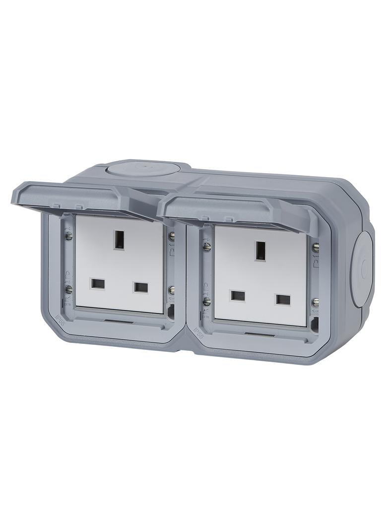 NOWE PLEXO - GN. STD. BRYTYJSKI 2X2P +Z ZACISKI ŚRUB NATYNKOWE 13A-250V SZARE 069739L LEGRAND