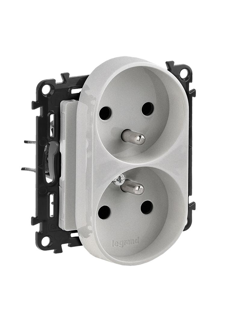 VALENA LIFE GNIAZDO 2 P+Z Z PRZESŁONĄ DO RAMEK WIELOKROTNYCH ALUMINIUM 16 A – 250 V~, Legrand