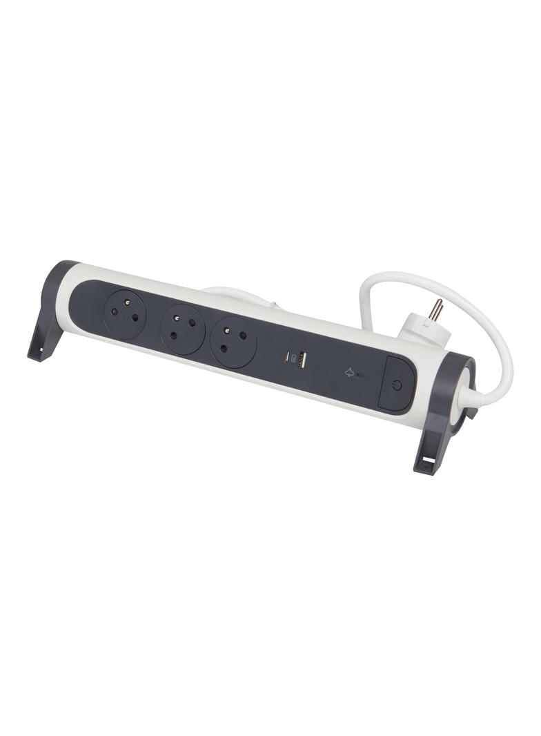 PRZEDŁUŻACZ PREMIUM, OBROTOWY, 3X2P+Z, USB A+C, Z OGRANICZNIKIEM PRZEPIĘĆ, Z PRZEWODEM 1.5 METRA 3X1