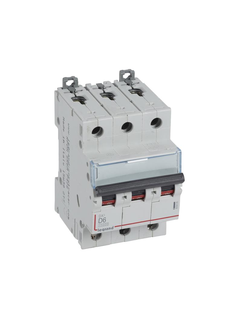 WYŁĄCZNIK NADPRĄDOWY S 313 3P D 6A 10000A SERII DX3, Legrand