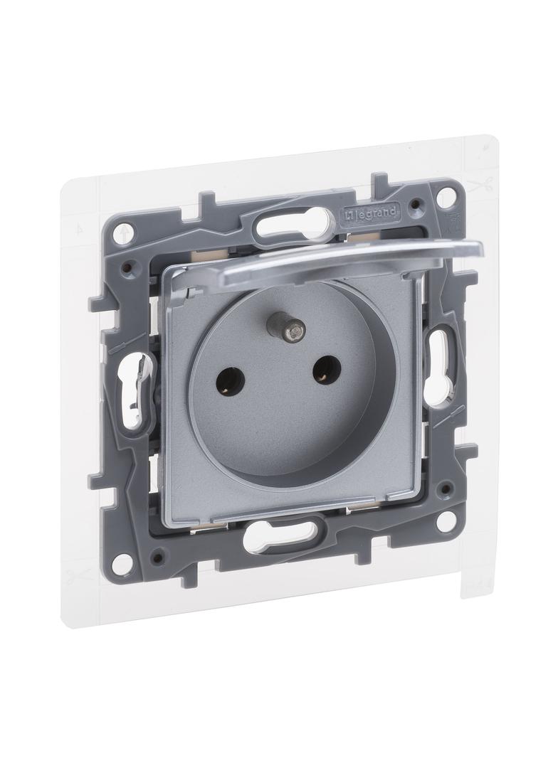 Niloe Selection - Gniazdo 2P+Z - IP44 16A - 250 V - Bez Przesłony Zaciski Śrubowe Aluminium Legr 762161 LEGRAND