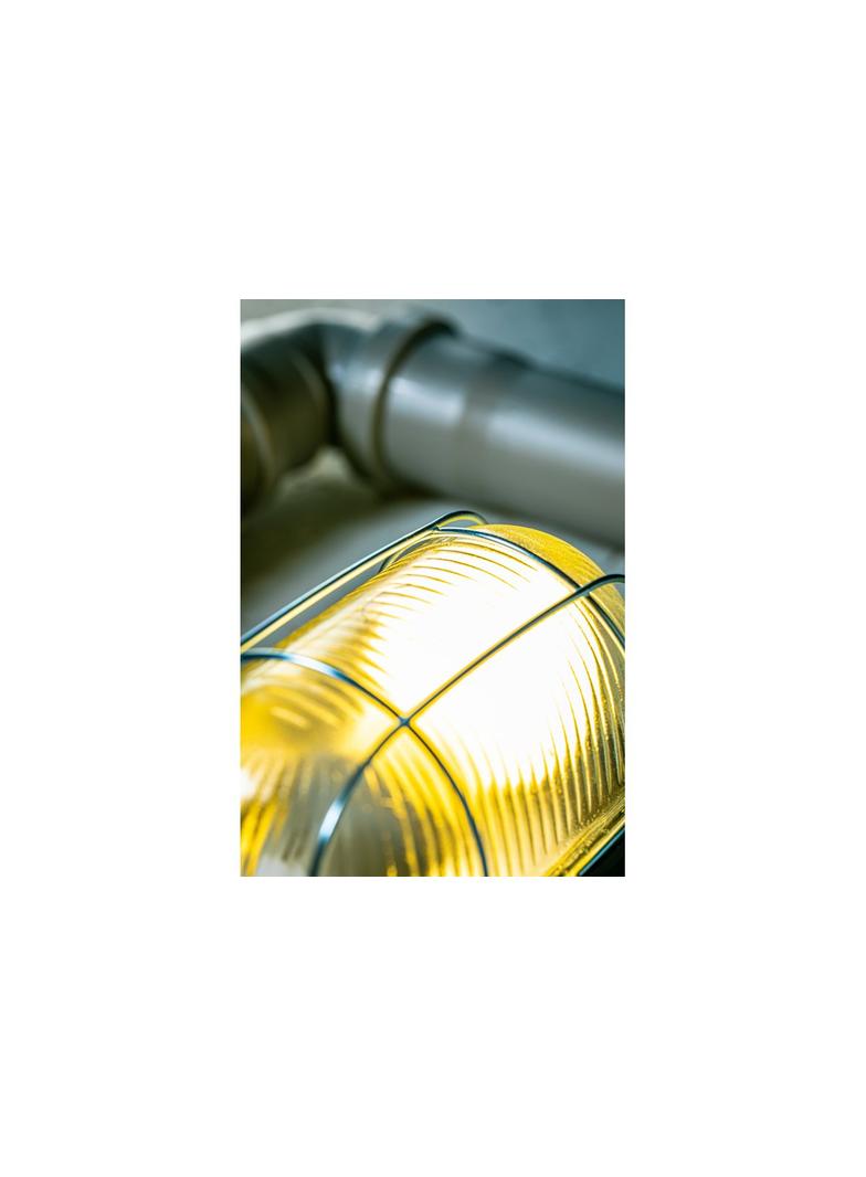 OPRAWA KANAŁOWA SANGUESA E27, METALOWA KRATKA, CZARNA