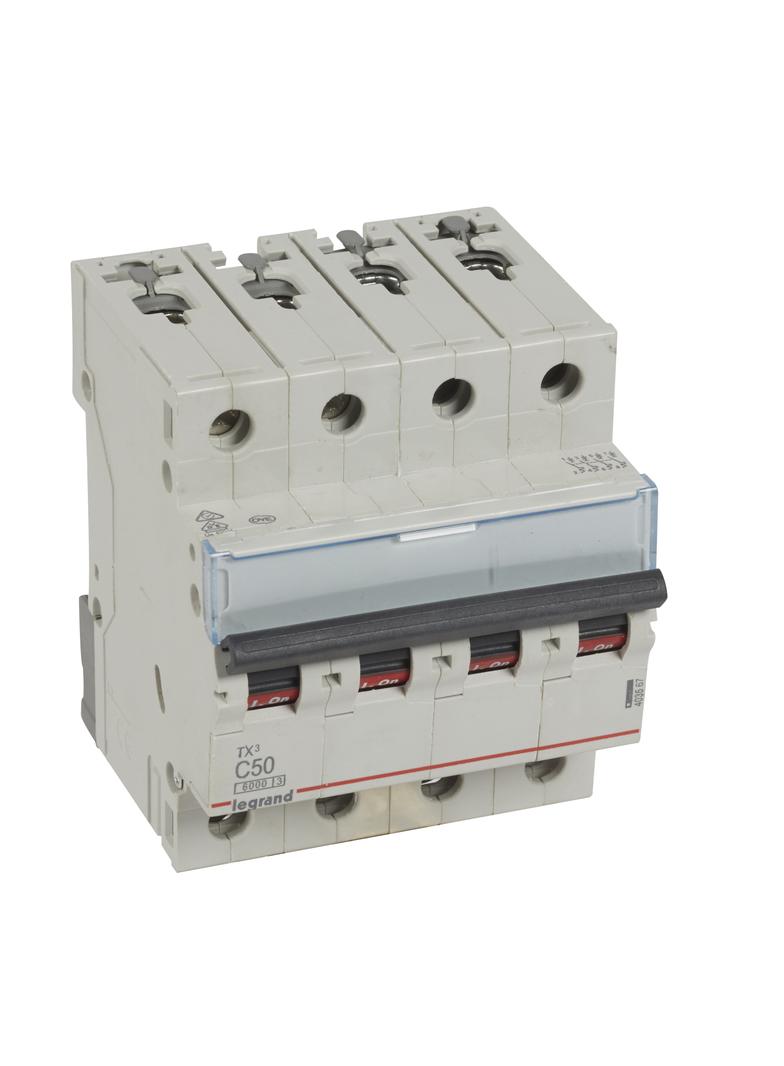 WYŁĄCZNIK NADPRĄDOWY S 304 4P C 50A 6000A SERII TX3, Legrand