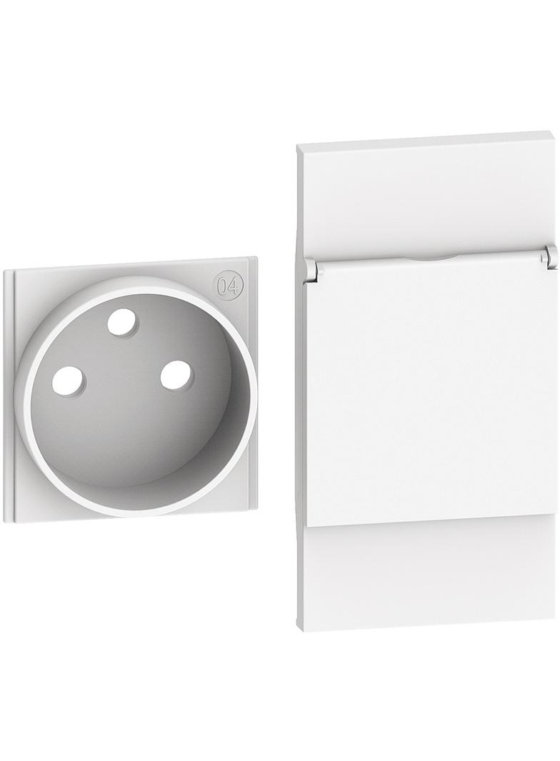 LIVING NOW - PLAKIETKA GNIAZDA 2P+Z Z KLAPKĄ - 2 MODUŁY - BIEL, Bticino