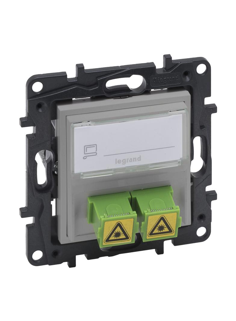 Niloe Step - gniazdo światłowodowe podwójne 2xSC/APC- kolor aluminium, Legrand
