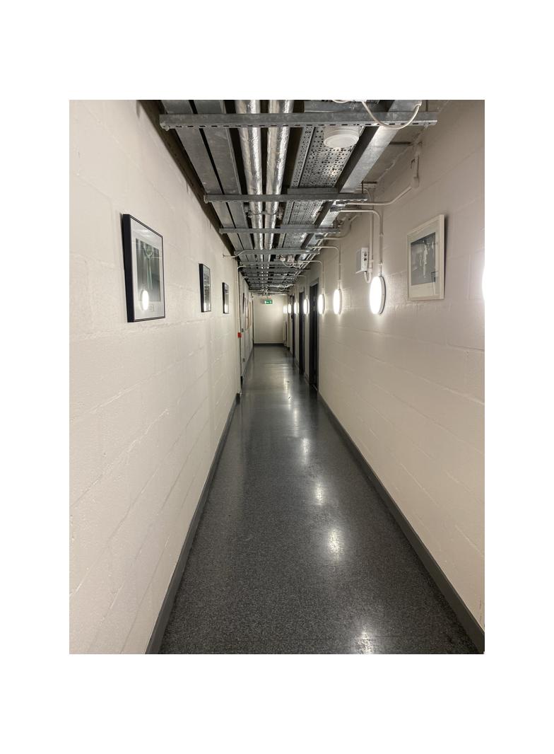 Oprawa sufitowa ścienna LED COMPACT IK10 24W 3000K Ciepła 4058075062207 LEDVANCE