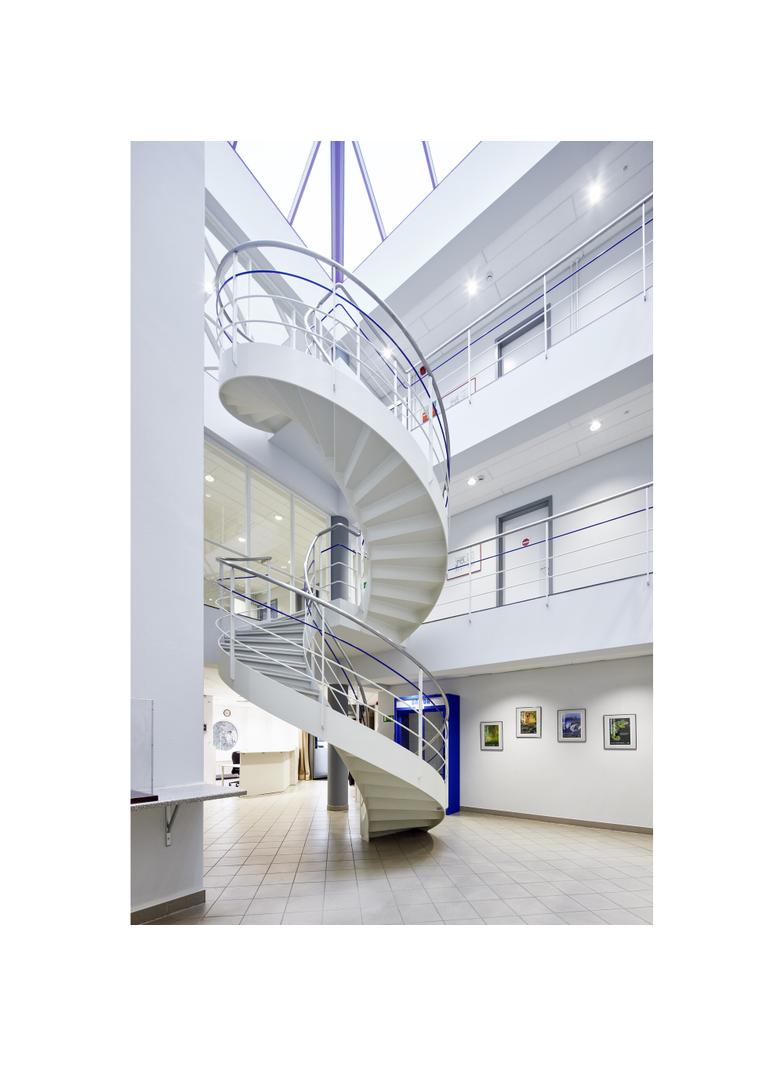 DOWNLIGHT PFM DN155 14W 840 WT IP54 UGR19 LEDV Oprawa LED - DOWNLIGHT LEDVANCE
