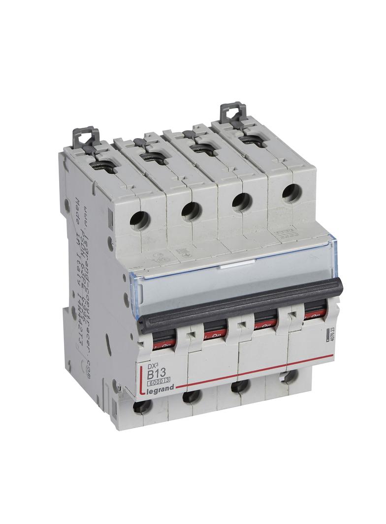 WYŁĄCZNIK NADPRĄDOWY S 304 4P B 13A 6000A SERII DX3, Legrand