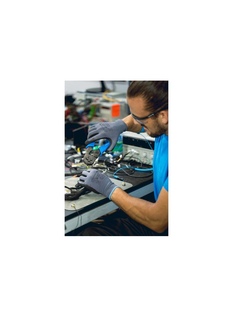 Szczypce do zaciskania tulejek kablowych