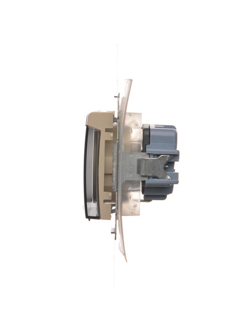 Simon 54 Gniazdo Schuko IP44 z przesłonami z uszczelką ramki 16A z. śrub. klapka transp. kremowy