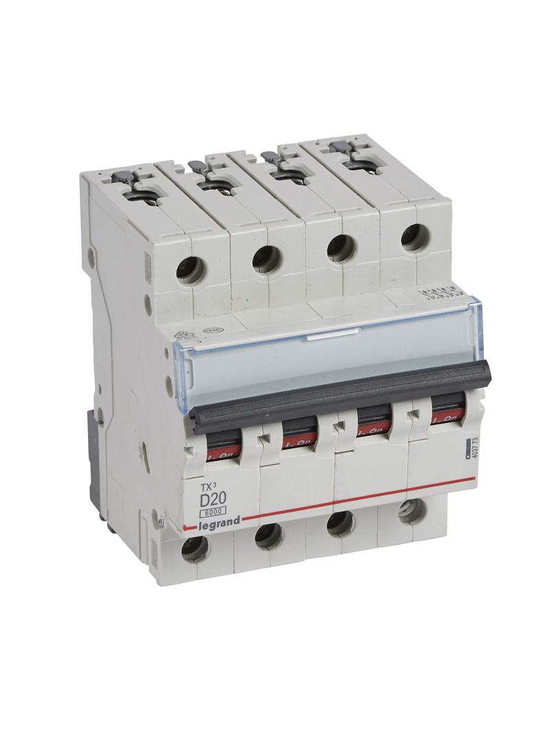 WYŁĄCZNIK NADPRĄDOWY S 304 4P D 20A 6000A SERII TX3, Legrand