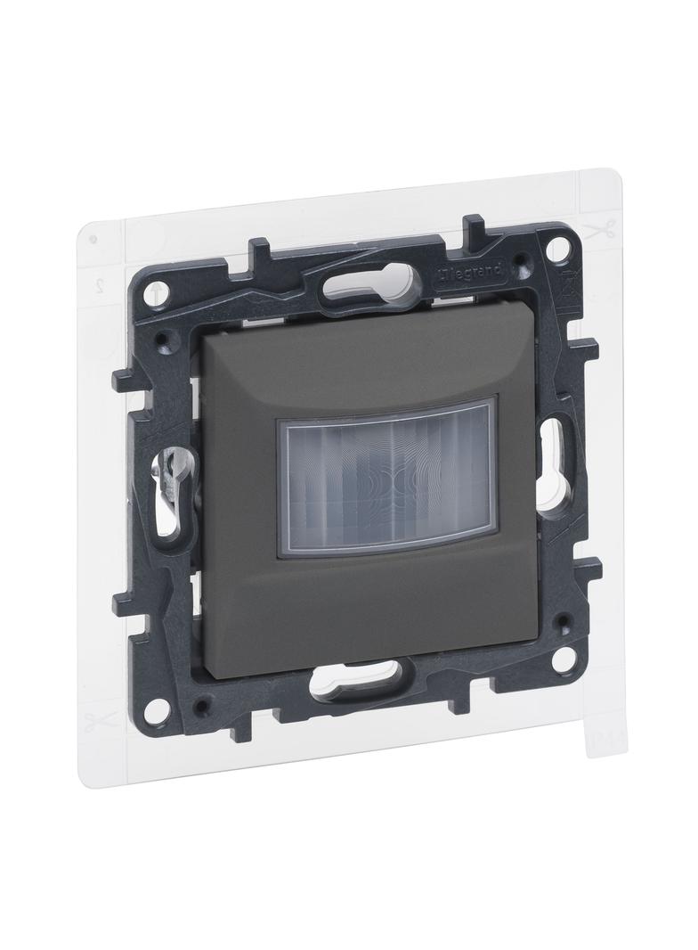 Niloe Step - łącznik automatyczny IP44, 2 przewodowy, bez N- kolor stalowy, Legrand