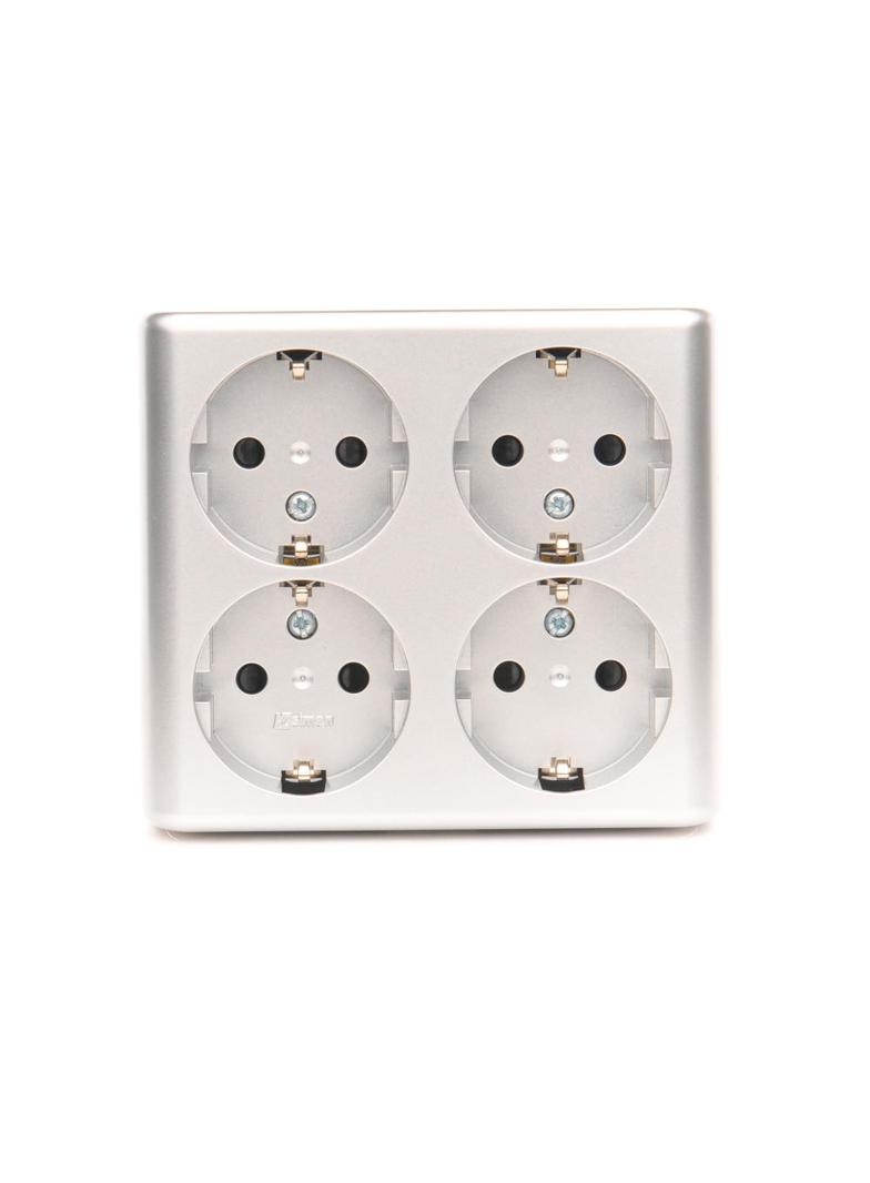 Simon 54 Gniazdo poczwórne Schuko n/t z przesłonami wersja skandynawska 16A szybkozłączka srebrny ma