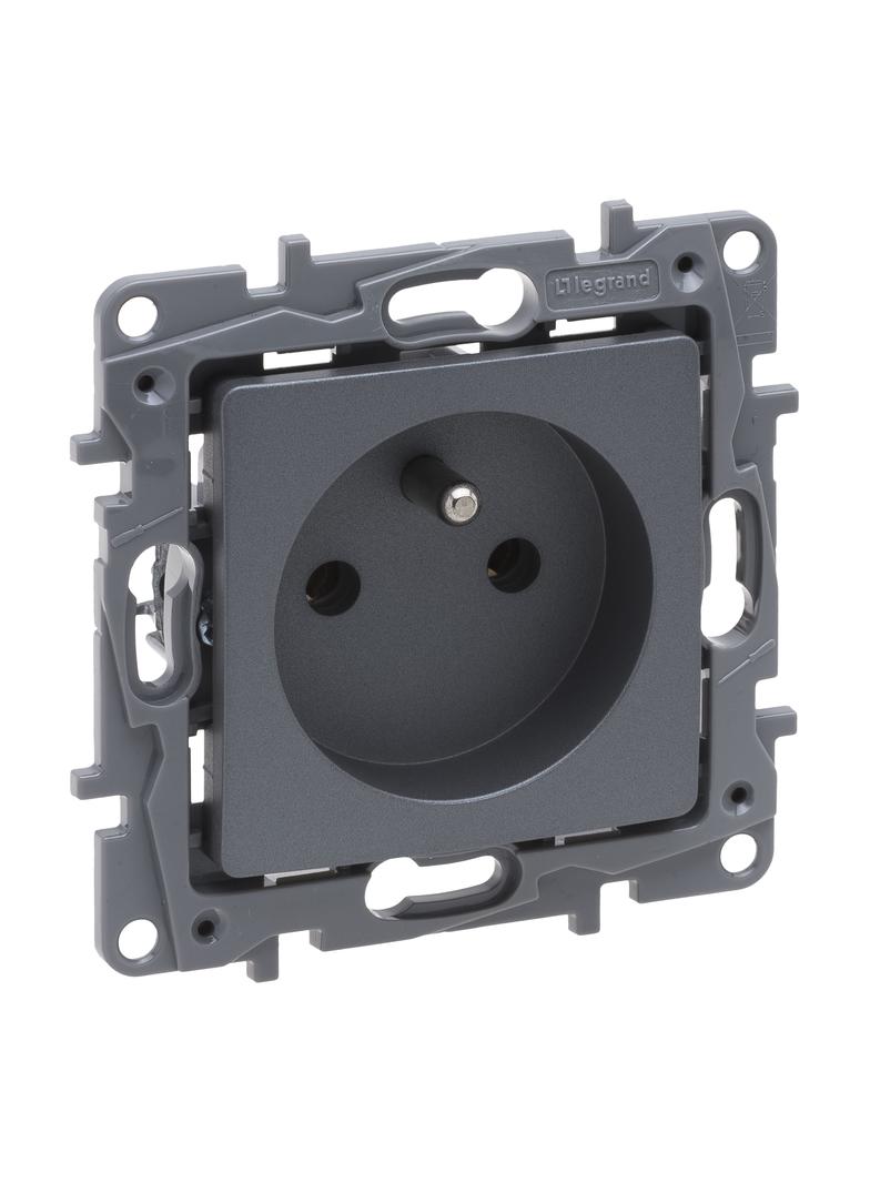Niloe Selection - Gniazdo 2P+Z 16A - 250 V (Bez Przesłony Zaciski Śrubowe) Stal 762340 LEGRAND