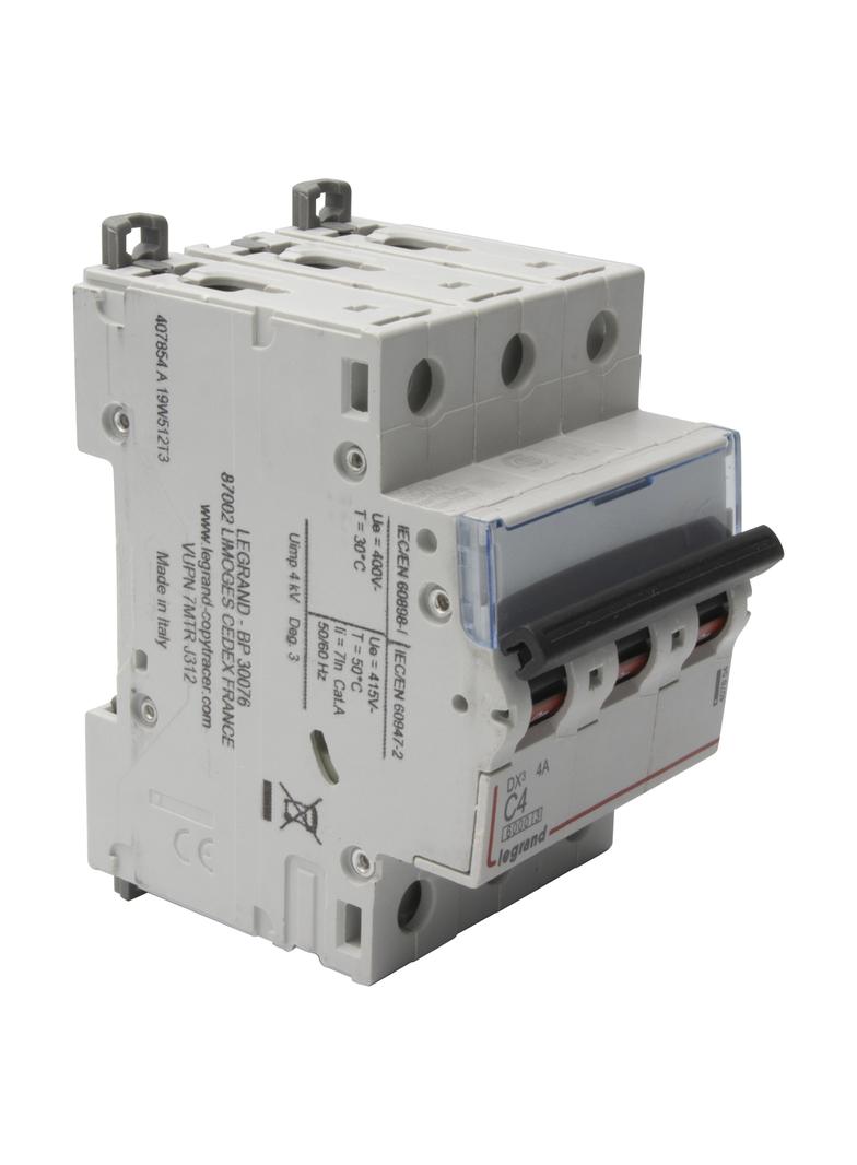 WYŁĄCZNIK NADPRĄDOWY S 303 3P C 4A 6000A SERII DX3, Legrand